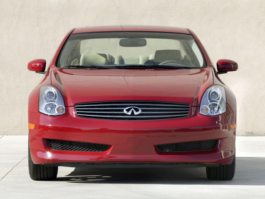  Infiniti G35 Coupe 2005 года  (фото 14 из 24)